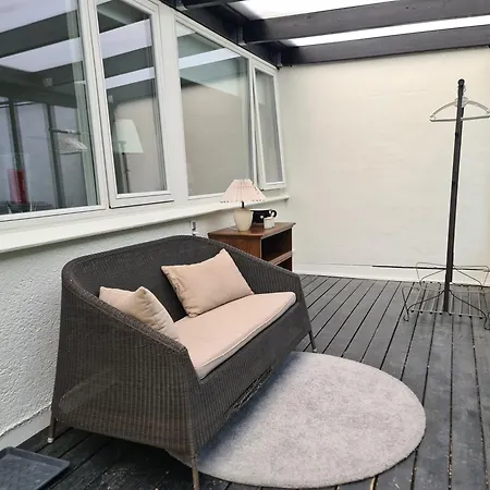 Townhouse Med Traeterrasse Apartment *